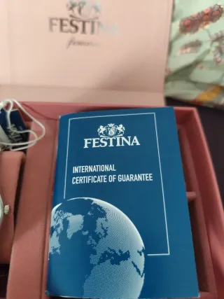 Reloj Festina Mujer Plata y Blanco Nuevo