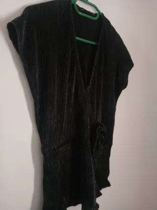 Blusa fiesta plateada y negra