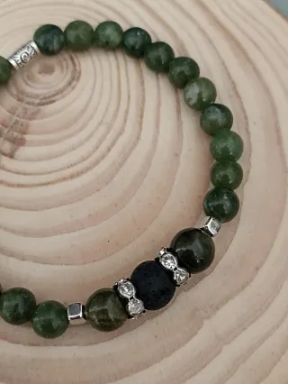 Pulsera Jade Verde y Piedra Volcánica