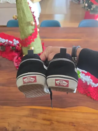 Zapatillas Vans Filmore Negras y Blancas