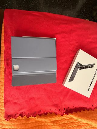 Custodia Tastiera Wireless per iPad Pro 13 M4