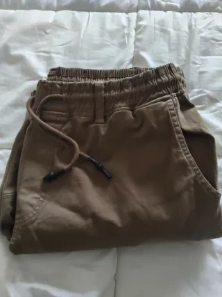 Pantalón cargo hombre verde oliva