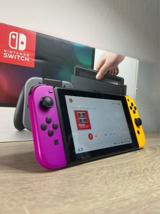 Nintendo Switch (2017) + accessori + Joy-Con Pro