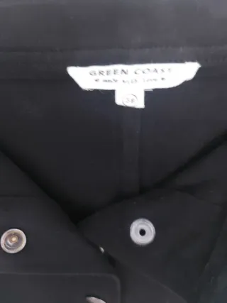 Minifalda skater negra con botones