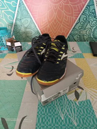Zapatillas Fútbol Sala Joma Talla 45. 30cm
