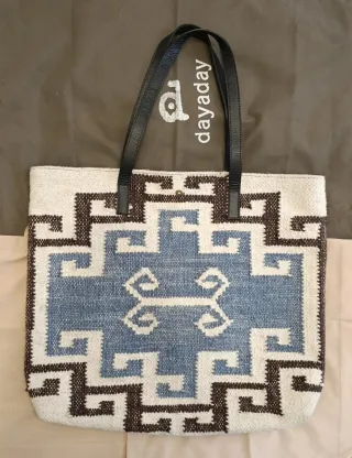 Bolso Dayaday Piel y Lana Azul y Blanco