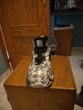 Zapatillas Drip Fits Cartoon Blancas y Negras