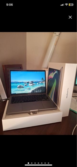 Apple MacBook Pro M2 2023 16GB Plata. En garantía