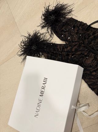 Mono Nadine Merabi Negro y Dorado