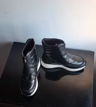 Botas Xti Negras Nuevas