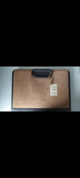 Maletin portadocumentos