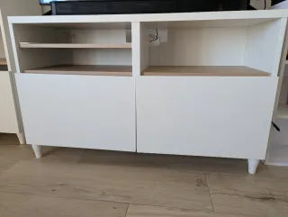 Mueble TV blanco y madera