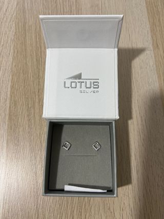 Pendientes Lotus Plata Cuadrados