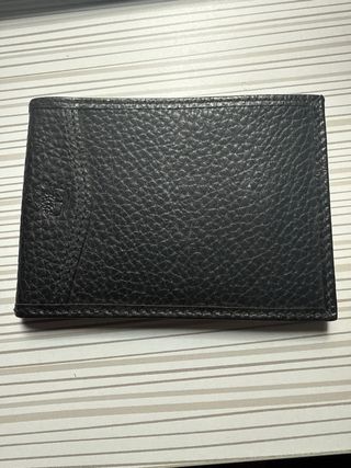 Monedero de piel negro