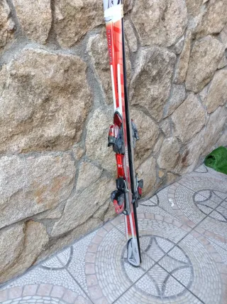 Esquís Atomic Mujer