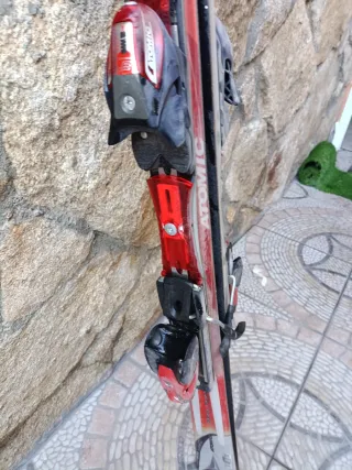 Esquís Atomic Mujer