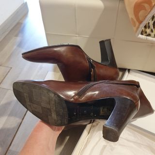 Stivali donna marroni con fibbia