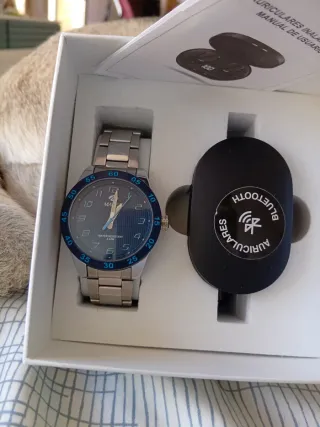Reloj Marea Azul y Plateado en Caja