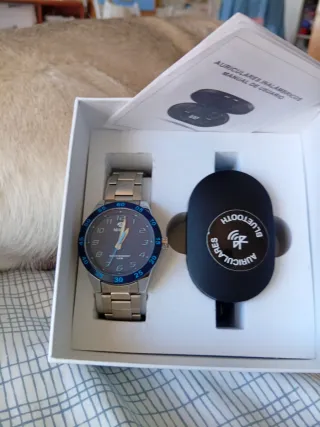 Reloj Marea Azul y Plateado en Caja