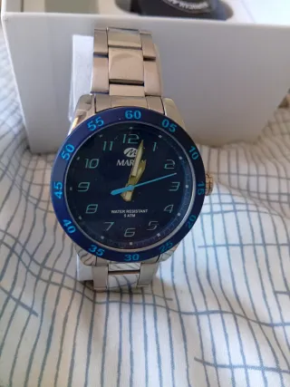 Reloj Marea Azul y Plateado en Caja