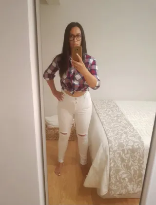 Camisa de cuadros roja y azul