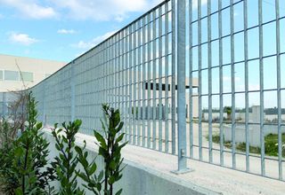 Barandilla metálica reforzada 6,5m