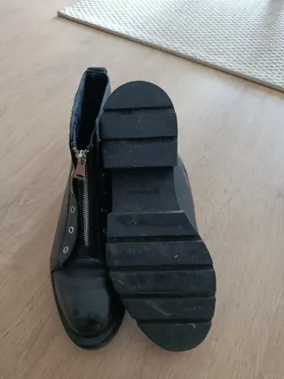 Botines Stradivarius Negros Cremallera