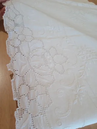 Set Lenzuola Ricamate Bianche