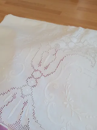 Set Lenzuola Ricamate Bianche