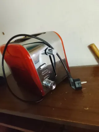 Tostapane Rosso Cromato