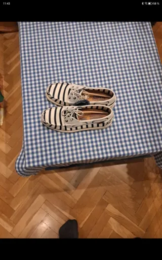 Náuticos Sebago Rayas Blanco y Negro