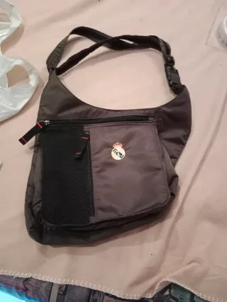 Mochila Real Madrid Negra y Marrón