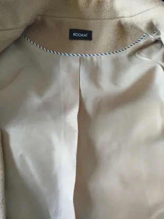 Abrigo Kookai Beige