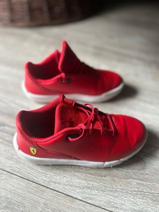 Sneakers Puma Ferrari Bambini Rosse taglia: 28.50