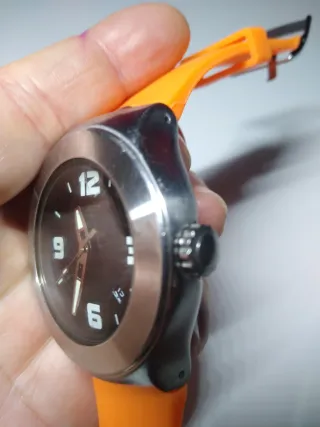 Reloj Swatch Irony Negro Naranja