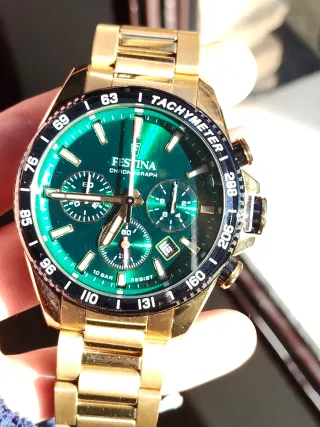 Reloj Festina Cronógrafo Dorado Esfera Verde
