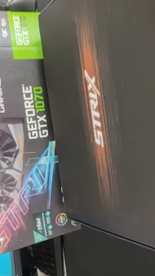Tarjeta Gráfica Asus GTX 1070 STRIX OC