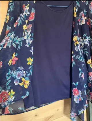 Conjunto ANTRA Camiseta y Chaqueta Floral Azul Tal