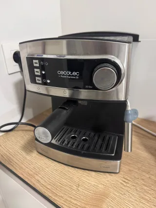 Cafetera Cecotec Power Espresso 20
