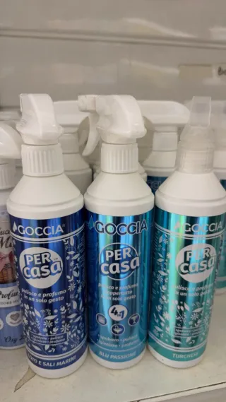 Linea Goccia il prezzo è CAD uno