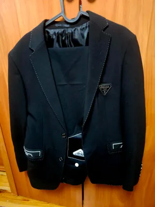 Traje Prada Negro