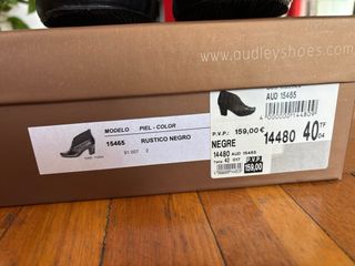 Botines Audley Piel Negros Talla 40
