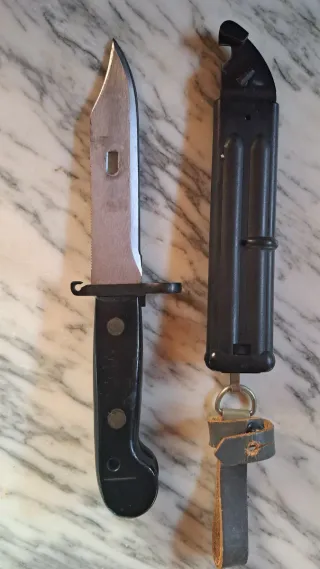 Bayoneta AKM Cortaalambres Tipo 1