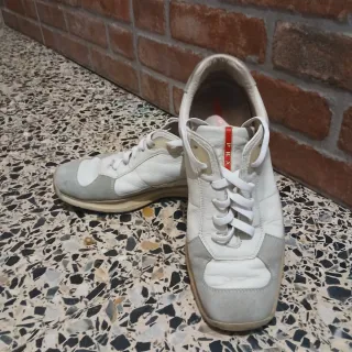 Scarpe uomo Prada taglia 42