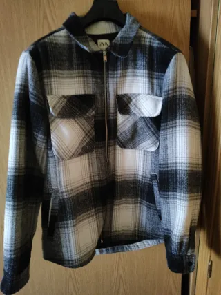 Chaqueta Zara cuadros blanco y negro