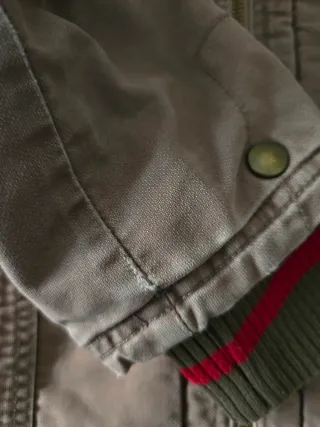 Abrigo largo con capucha