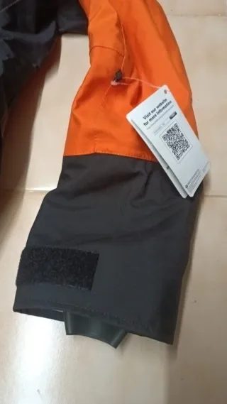 Traje seco vela Typhoon negro/naranja