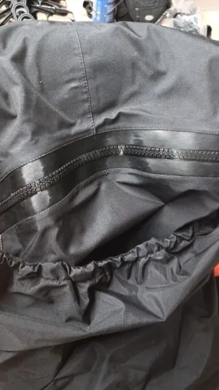 Traje seco vela Typhoon negro/naranja