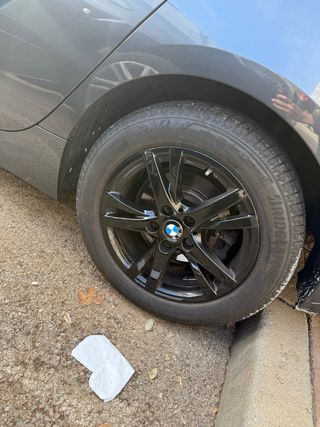 Llanta BMW R16 + Neumático 80%