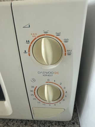 Microondas Daewoo KOR-6017